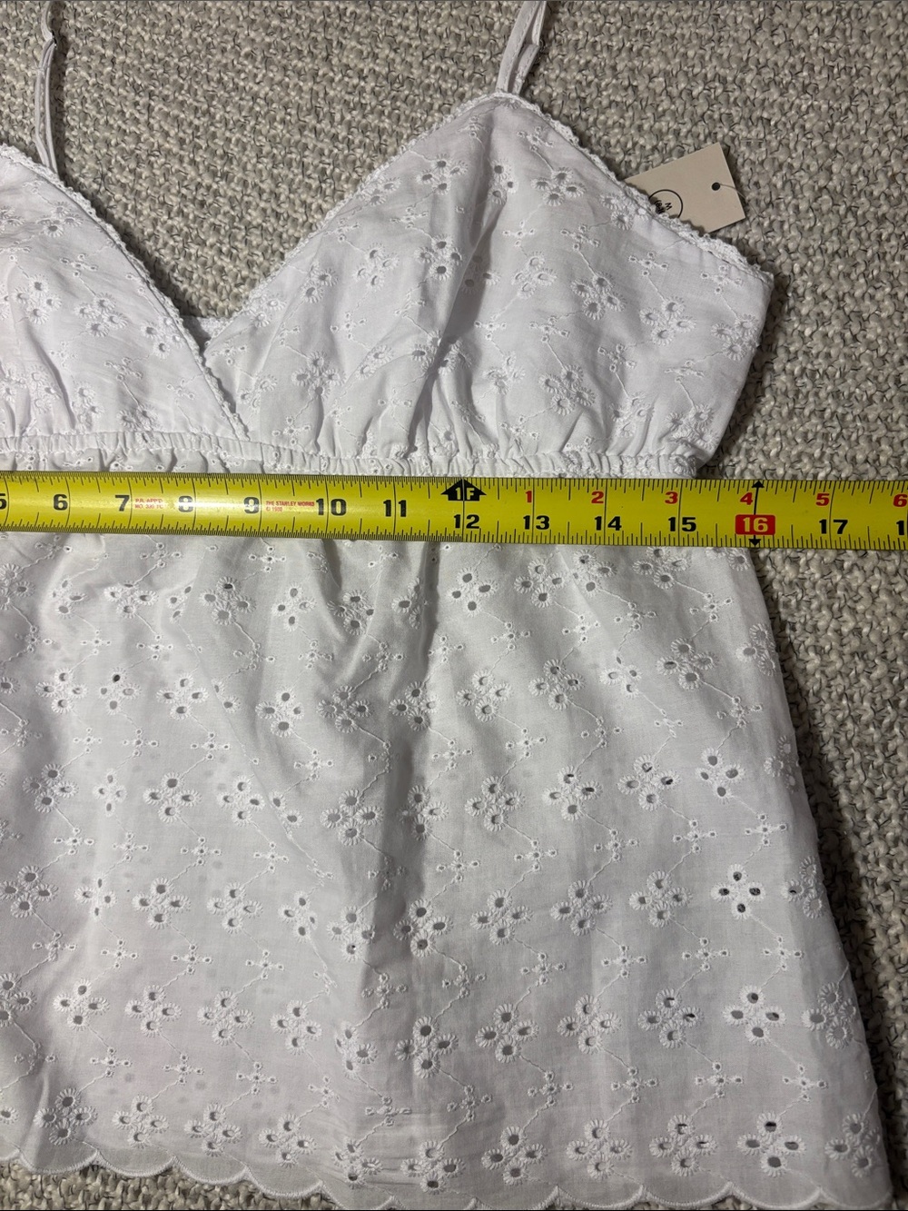 White Eyelet Lace Camisole - Picture 5 of 9